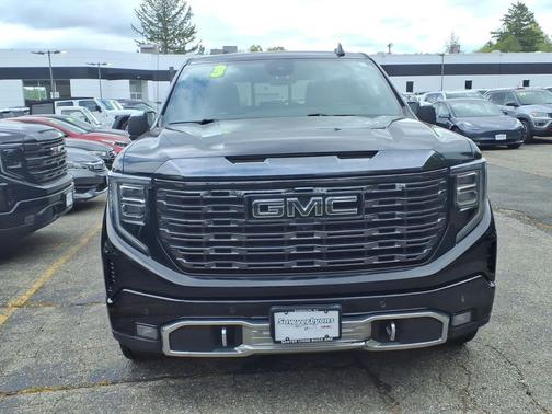 Onyx Black 2023 GMC Sierra 1500 Denali Ultimate