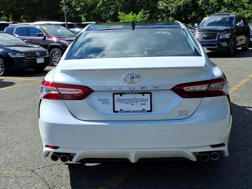 2020 Toyota Camry XSE