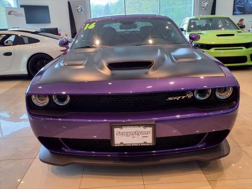 2016 Dodge Challenger SRT Hellcat