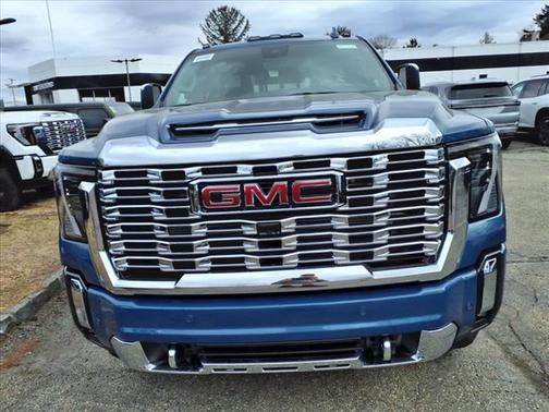 2025 GMC Sierra 2500 Denali