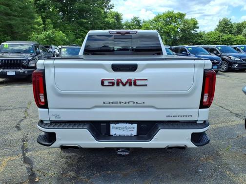 White Frost Tricoat 2021 GMC Sierra 1500 Denali