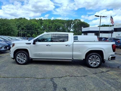 White Frost Tricoat 2021 GMC Sierra 1500 Denali