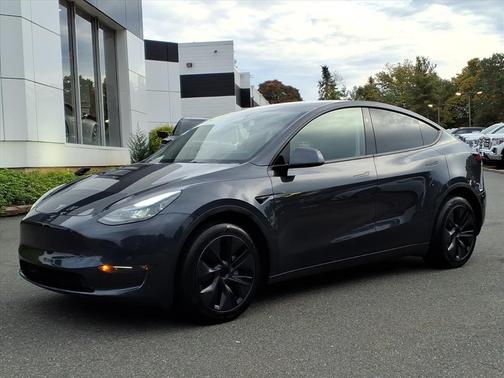 2024 Tesla Model Y Long Range Dual Motor All-Wheel Drive