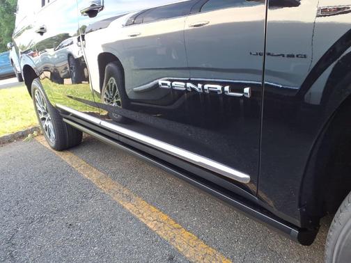Onyx Black 2026 GMC Yukon XL Denali