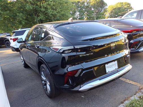 Ebony Twilight Metallic 2026 Buick Envista Avenir FWD