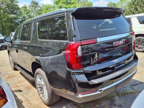 2025 GMC Yukon XL 4WD Elevation