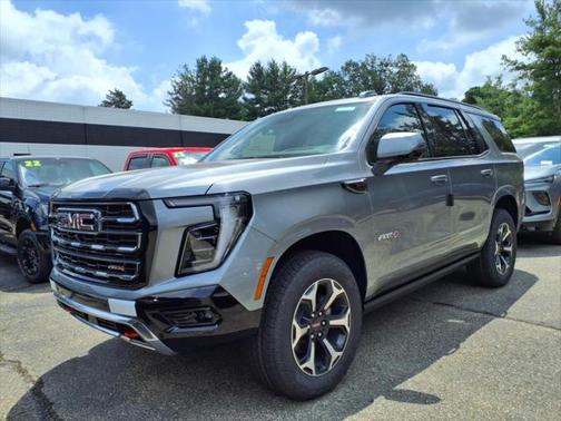 2025 GMC Yukon 4WD AT4