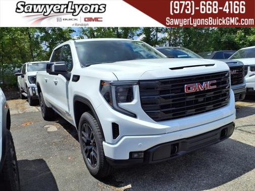 2025 GMC Sierra 1500 Elevation