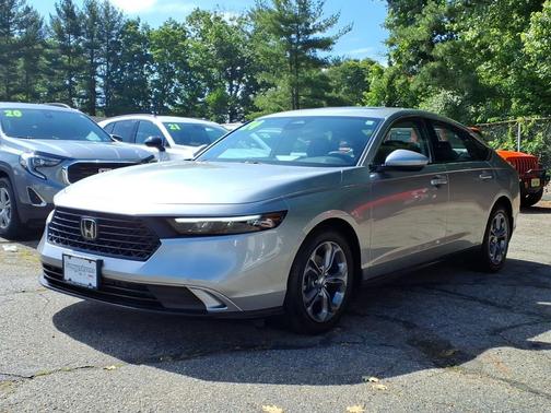 Solar Silver Metallic 2024 Honda Accord EX