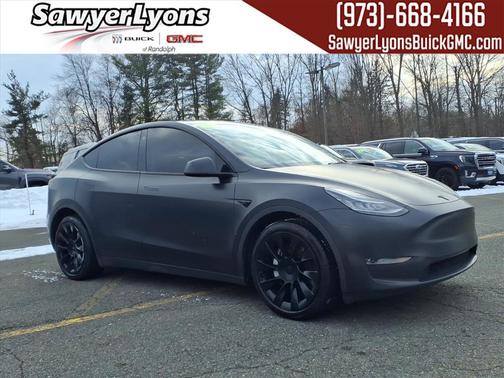 2022 Tesla Model Y Long Range Dual Motor All-Wheel Drive