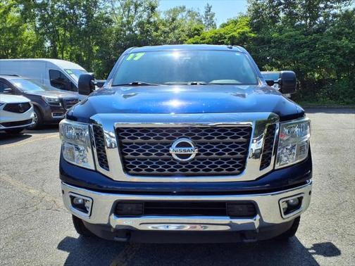 2017 Nissan Titan XD SV