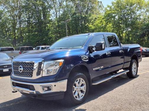 2017 Nissan Titan XD SV