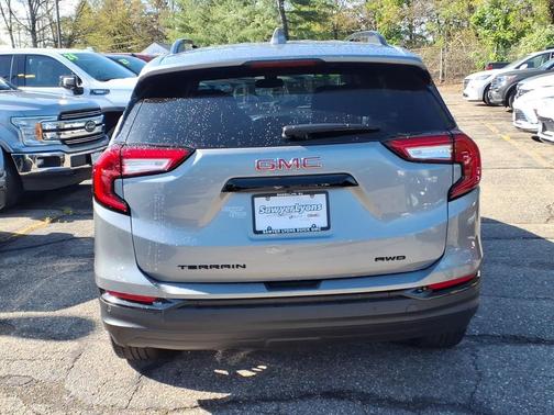 Sterling Metallic 2024 GMC Terrain SLE