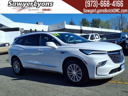 2022 Buick Enclave Essence