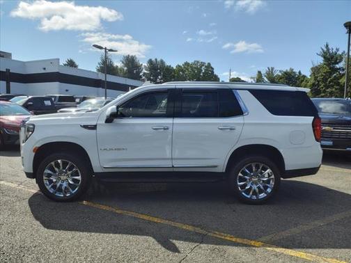 2022 GMC Yukon SLT