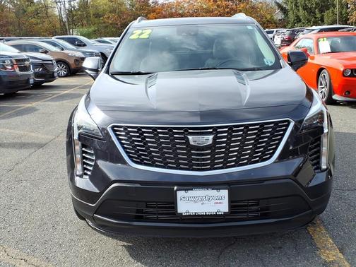 2022 Cadillac XT4 Luxury