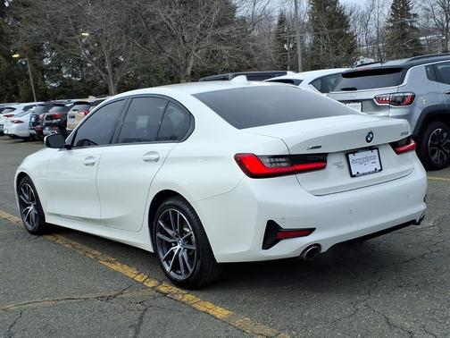 2019 BMW 330 xDrive