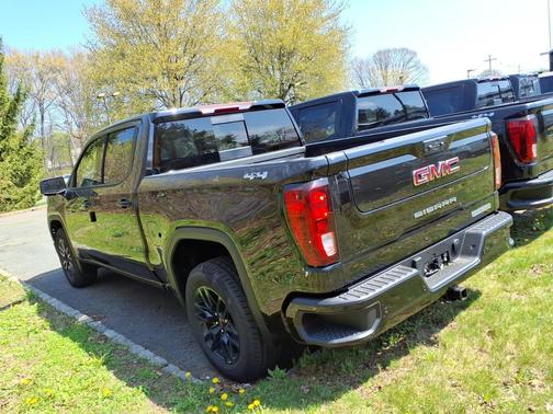 Onyx Black 2026 GMC Sierra 1500 Elevation