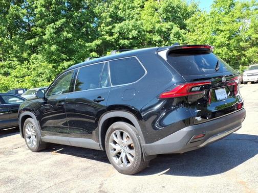 Midnight Black Metallic 2024 Toyota Grand Highlander Limited