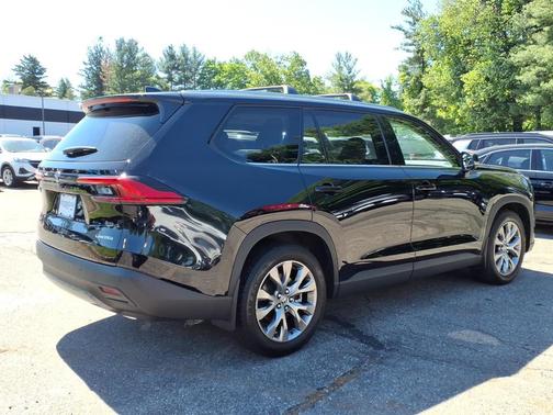 Midnight Black Metallic 2024 Toyota Grand Highlander Limited