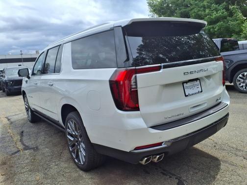 2025 GMC Yukon XL Denali Ultimate