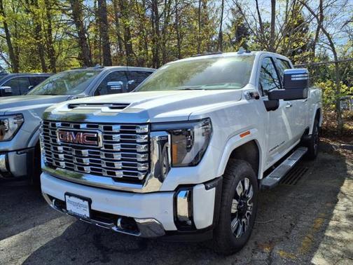 2025 GMC Sierra 2500 Denali