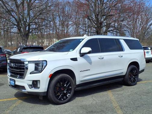 2023 GMC Yukon XL SLT