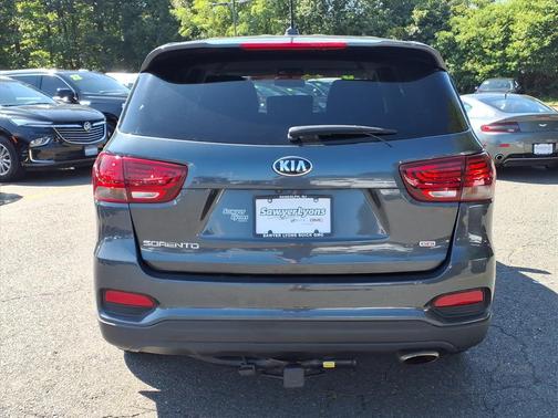 2020 Kia Sorento LX