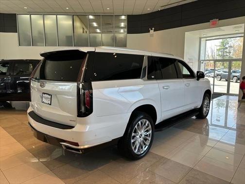 2023 Cadillac Escalade ESV Premium Luxury