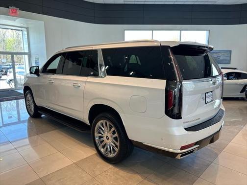 2023 Cadillac Escalade ESV Premium Luxury
