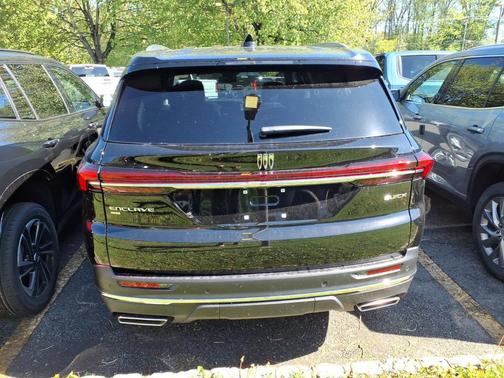Ebony Twilight Metallic 2026 Buick Enclave Preferred FWD