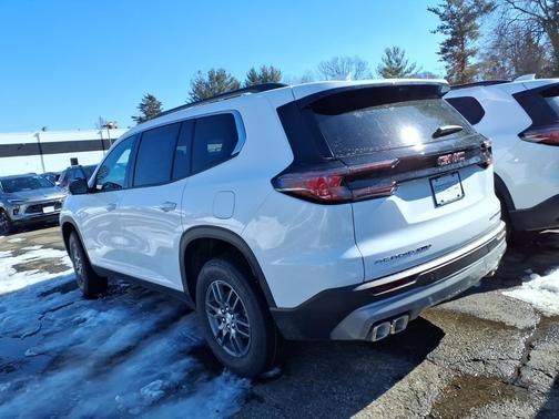 2026 GMC Acadia Elevation AWD
