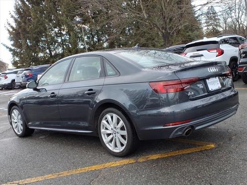 2018 Audi A4 2.0T Premium