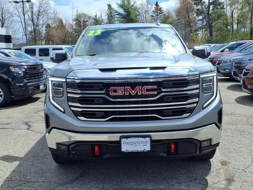 Sterling Metallic 2023 GMC Sierra 1500 SLT