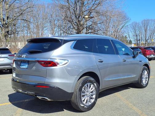 2024 Buick Enclave Essence AWD