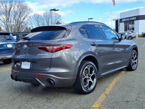 2023 Alfa Romeo Stelvio Veloce AWD