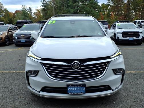 2023 Buick Enclave Essence AWD