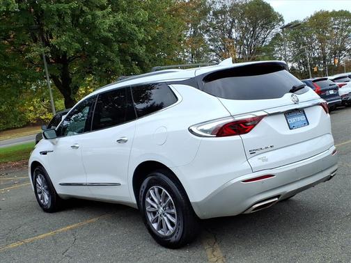 2023 Buick Enclave Essence AWD