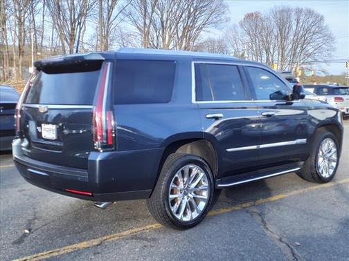 2019 Cadillac Escalade Luxury