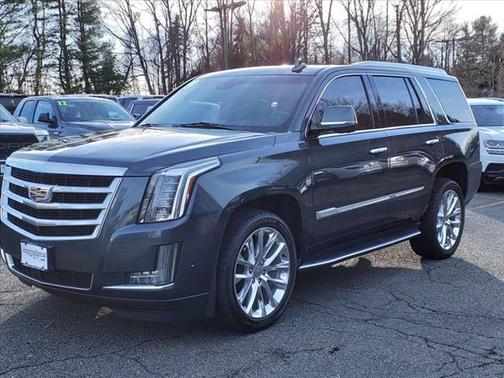 2019 Cadillac Escalade Luxury