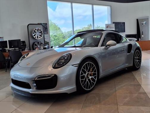 2015 Porsche 911 Turbo S