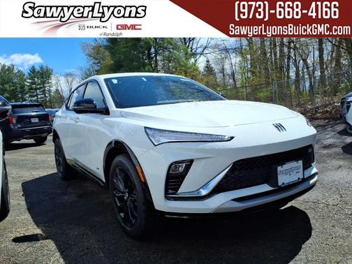 Summit White 2026 Buick Envista Sport Touring FWD