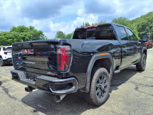 2025 GMC Sierra 2500 AT4