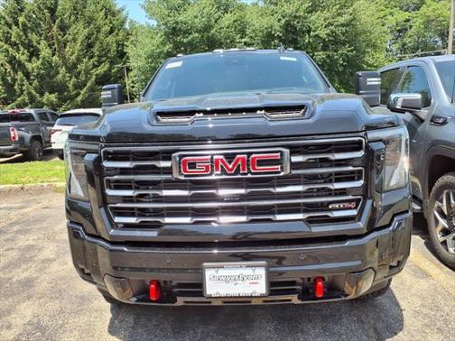 2025 GMC Sierra 2500 AT4