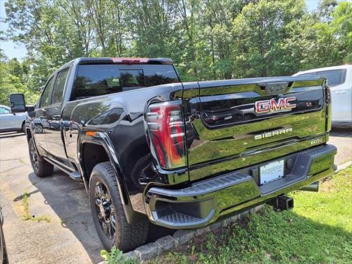 2025 GMC Sierra 2500 AT4