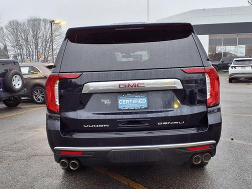2022 GMC Yukon XL Denali