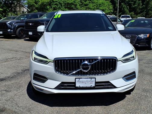 Ice White 2021 Volvo XC60 T5 Inscription
