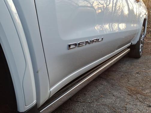 Glacier White Tricoat 2026 GMC Sierra 1500 Denali