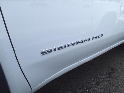 2025 GMC Sierra 2500 SLE