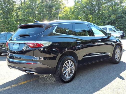2024 Buick Enclave Essence AWD